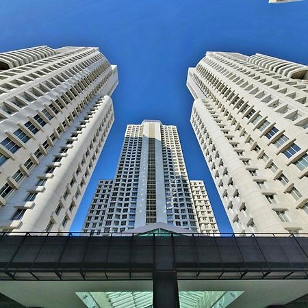 Alfred Sky Smart Apartment 29Th Spa Included Skopje Exterior foto
