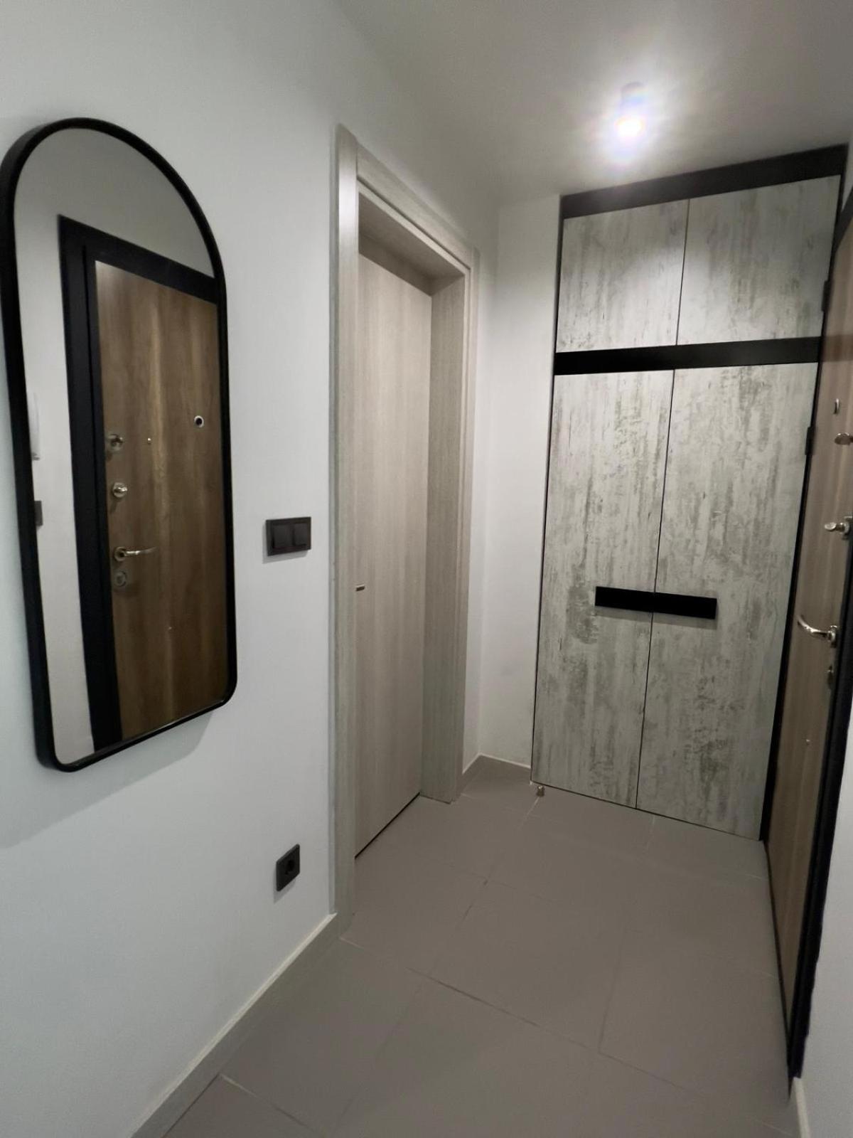 Alfred Sky Smart Apartment 29Th Spa Included Skopje Exterior foto
